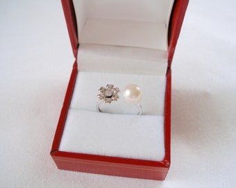 Vida - 7 mm Pearl with Diamond 'Flower'  14k White Gold Ring