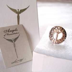 LAVAGGI - &#39;Angels of Reconciliation&#39;  Mother of Pearl Sterling Silver Ring