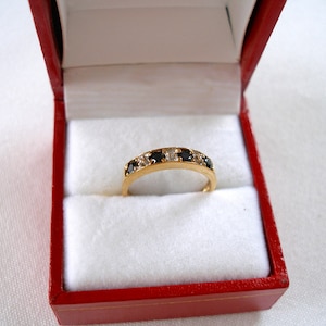 Sapphire &#39;Journey&#39;  10k Yellow Gold Ring