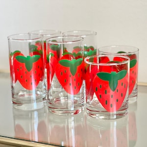 Set of 6 Vintage Red Strawberry Print Drinking Glasses Tumblers | Country Kitchen Summer Summertime Decor | Cottagecore Retro Farmhouse