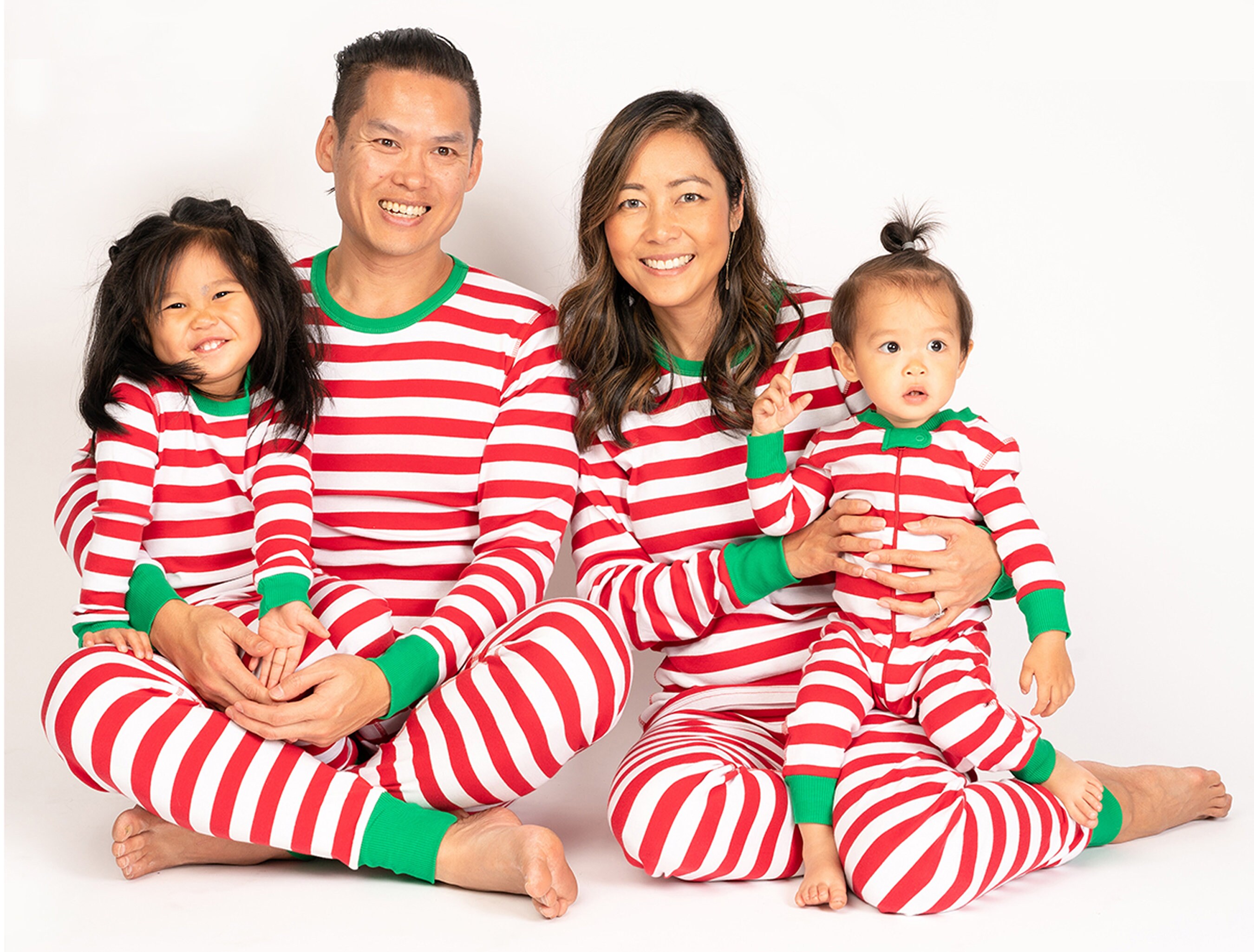 Red and white striped family pajamas new arrivals