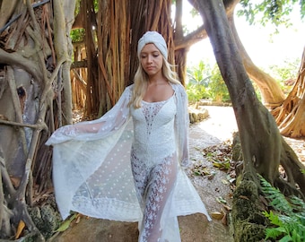 vestido de encaje nupcia Hanna y lencería nupcia en color marfil. Ropa para dormir, novia, lenceria