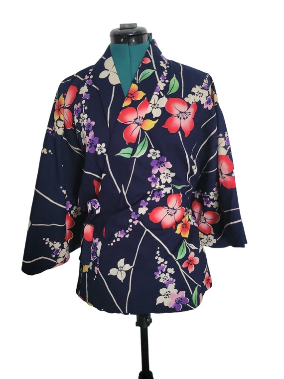 Schmidt New Girl Kimono