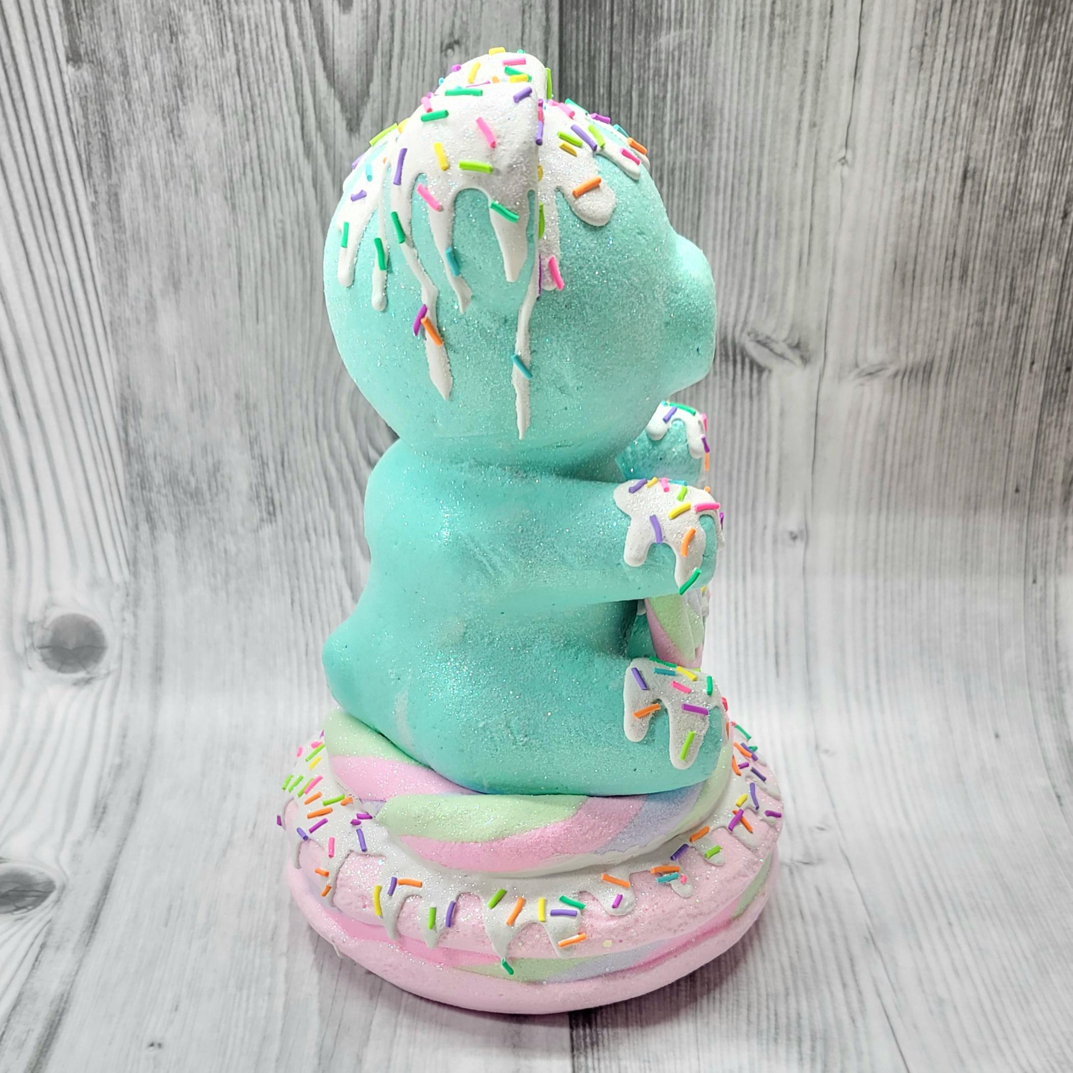 XL Gummy Bear on Macaron