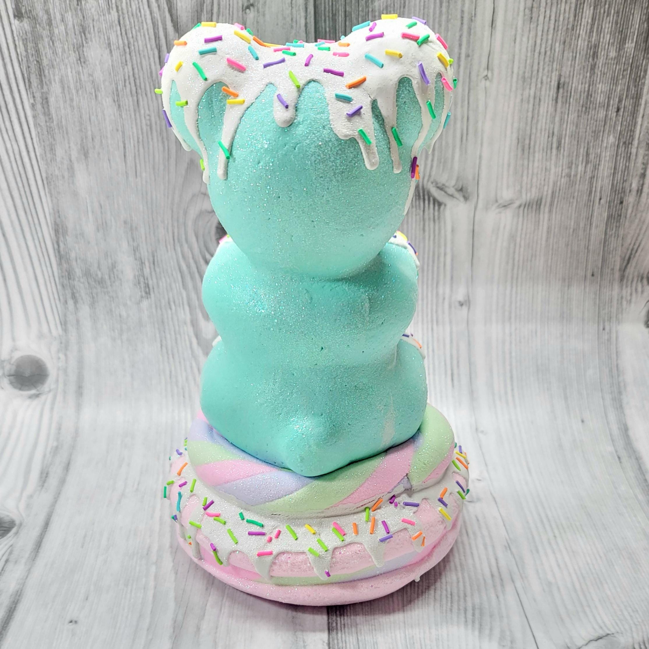 XL Gummy Bear on Macaron