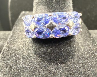 Tanzanite and Cluster Ring Size 8.5  vibrant Blue  Purple  color gems