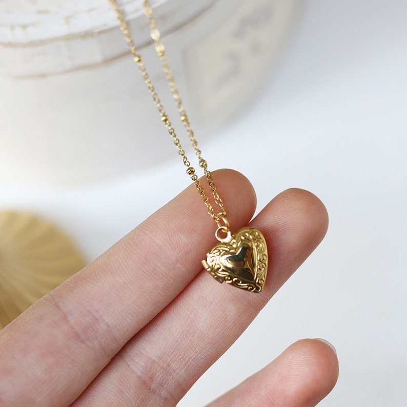 Personalized 18k Gold Plated Mini Heart Locket Necklace Love Locket Pendant Necklace w Beaded Chain