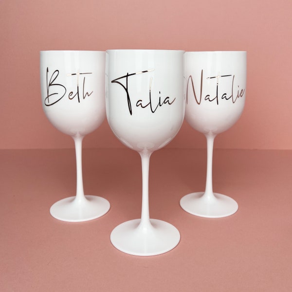 Custom White Plastic Wine Glass, Personalised Wine Glass, 400ml Reusable Glass, Hen do, Bridesmaid gift, Birthday Party Decor, Hot tub glass