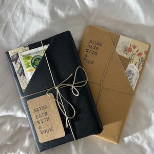 Blind Date With a Book | Book Lovers Gift - Etsy