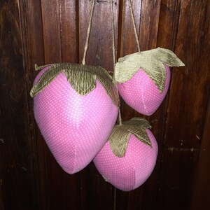Primitive Strawberry Spring Hanger Farmhouse Fillers Decoration Wreaths