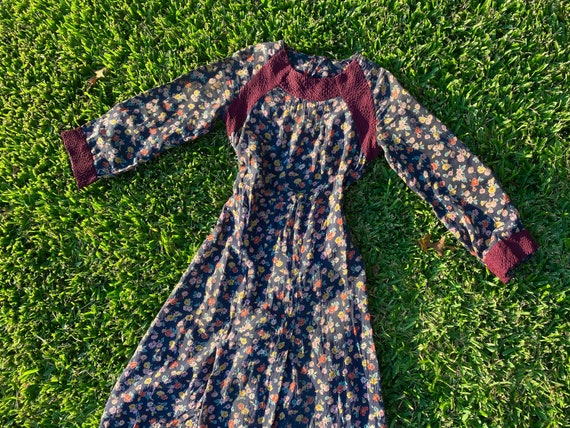 1930's Navy Floral & Purple Color Block Dress