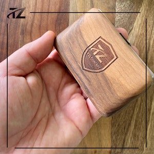 Cartera ingeniosa de madera maciza
