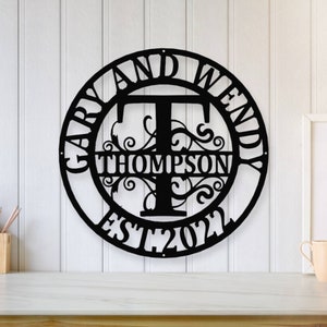 Placa de nome de família personalizada, placa de família com monograma, placa de sobrenome personalizada, decoração de sobrenome de família, placa inicial de família, placa de letra de família