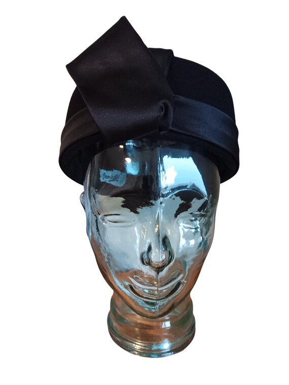 Vintage 1960s Black Pillbox Hat​​​ s-l400.jpg main image 4