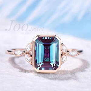 Bezel Set Engagement Ring 14K Rose Gold Emerald Cut Color-Change Alexandrite Ring June Birthstone Gift Unique Vintage Proposal Ring Women