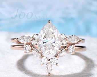 Pear Shaped Moissanite Engagement Ring Sterling Silver Cluster Diamond Engagement Ring Simple Wedding Bridal Set Rose Gold Dainty Jewelry