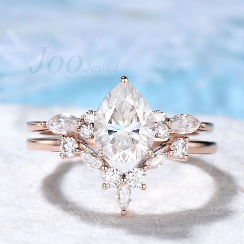 Round Moissanite Engagement Ring Set Vintage Rose Gold Diamond - Etsy