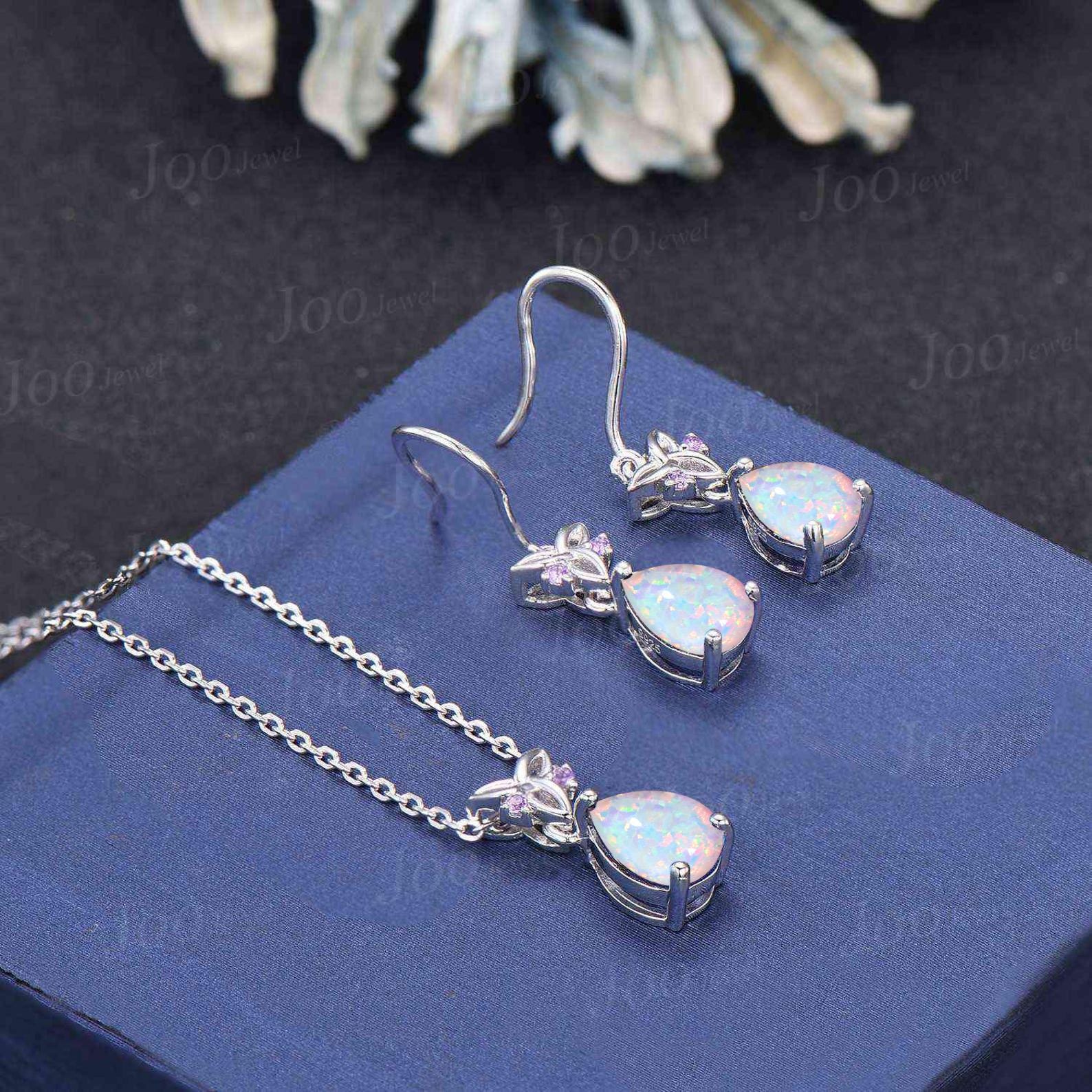 7×9mm ティアドロップカット ホワイトオパール フックイヤリング