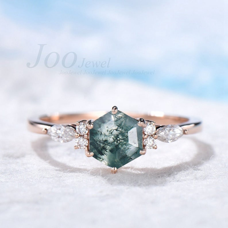 1.5ct Oval Natural Green Moss Agate Engagement Ring Rose Gold Cluster Aquatic Agate Promise Ring Woman Marquise Cut CZ Diamond Wedding Ring Hexagon Cut