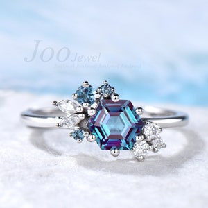 Hexagon Engagement Ring Alexandrite Ring Vintage Unique Cluster Diamond Ring Alexandrite Engagement Rings June Birthstone Wedding Ring Women