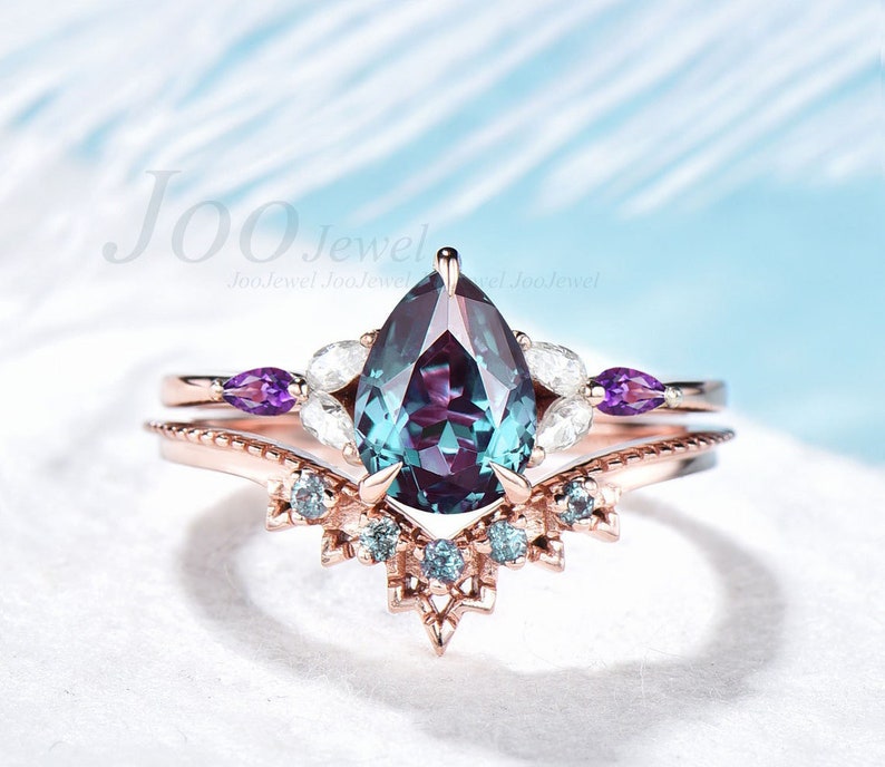 Pear Shaped Alexandrite Engagement Rings Set Purple Amethyst Moissanite Ring Lace Milgrain shops Alexandrite Wedding Band June Birthstone Gifts
