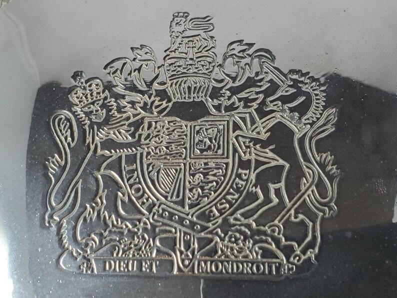 Vintage Dieu Et Mon Droit British Royal Crest Silver Plate Trinket Jewelry Box