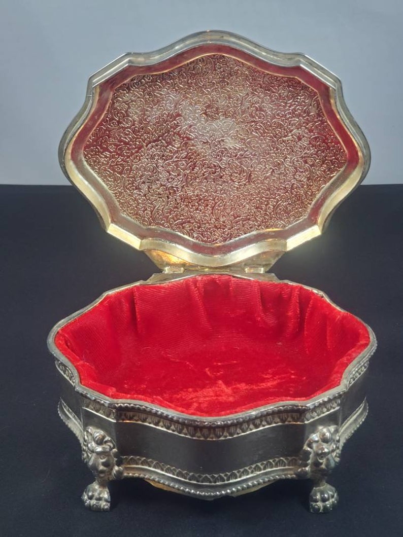 Vintage Dieu Et Mon Droit British Royal Crest Silver Plate Trinket Jewelry Box