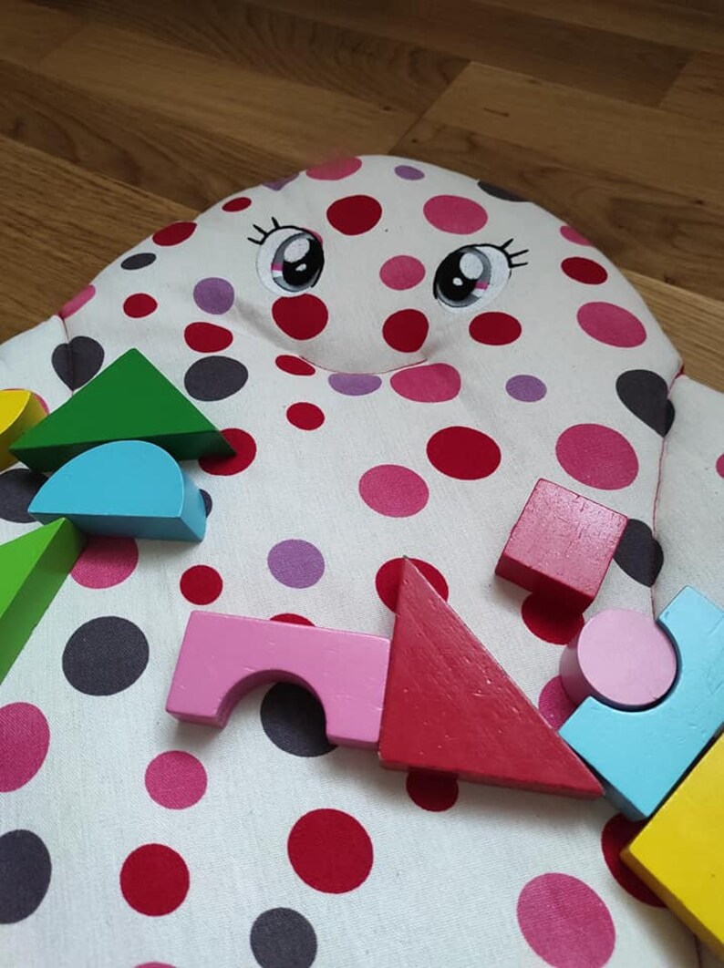 Ladybug Play Mat,Soft Linen Mat,Floor Play,Nursery mat,Mat for kids,Mat for babies