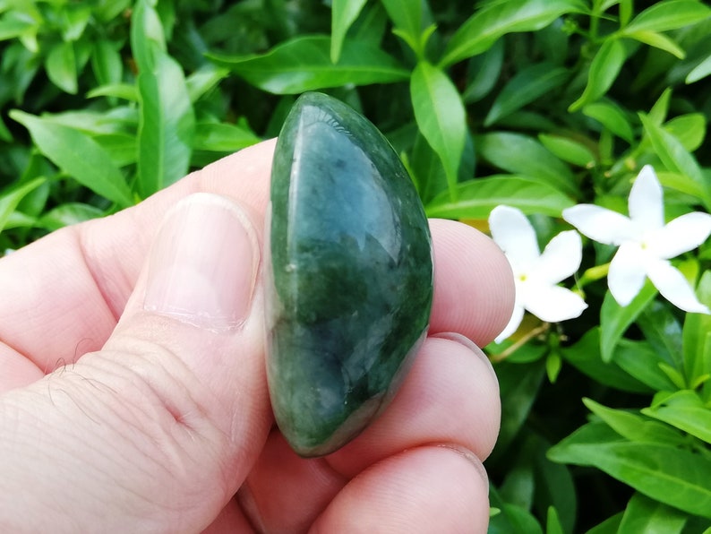 Cabochon Jade Jadeite Green Natural Genuine from Burma #1927