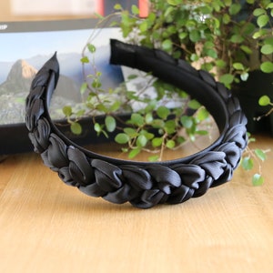 Black Braided Satin Headband: Women&#39;s Hair Accessory