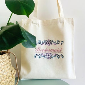 Embroidered Bridesmaid Tote Bag: Personalized Bridal Party Gift