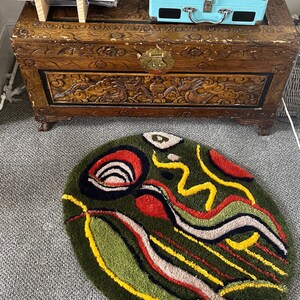 CREATIVE THROW UP Original Hand Tufted Rug image 6