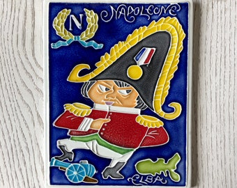 Luciano-Kreationen, NAPOLEON, Souvenir, Insel Elba, (cm 15x20) aus Reliefkeramik, handgefertigt in Italien.