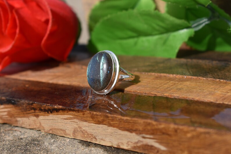 Gemstone Jewelry Natural Blue Labradorite Ring Silver Gemstone Ring Oval Labradorite Split Band Ring 925 Sterling Silver Gift for Her