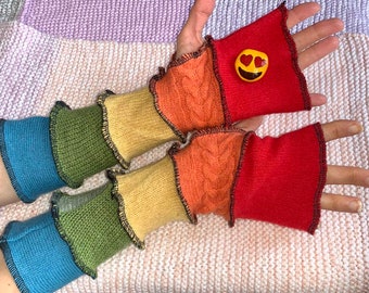 Wol regenboog gerecycleerde handwarmers, upcycled regenbogen armwarmers, wanten, één maat upcycled vingerloze handschoenen, polswarmers