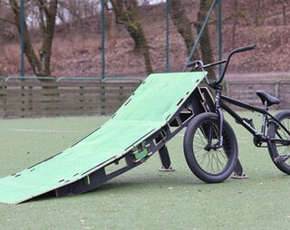 Andjoor Rampa Per Skateboard E Bici Bambini – Launcher 220, Larga 60 Cm, Portatile E Smontabile, Per BMX, Scooter, Auto RC, Con Cinghia Da Trasporto