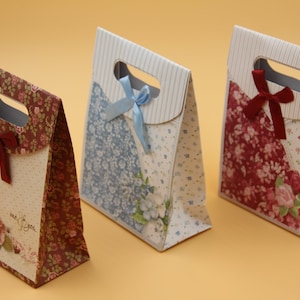 15x Bowknot Foldable Cardboard Gift Bags , Clamshell Paper Gift Bags ,Wedding Party Jewellery Gift Wrap, Floral Pattern Bags, Die-cut handle