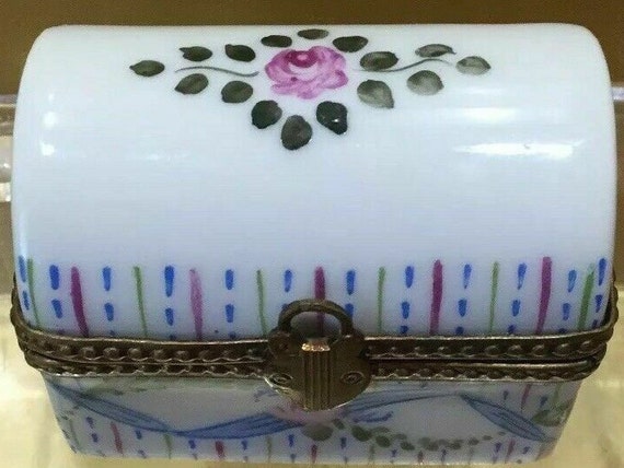 Limoges French Porcelain Box Signed Hand Painted Gem