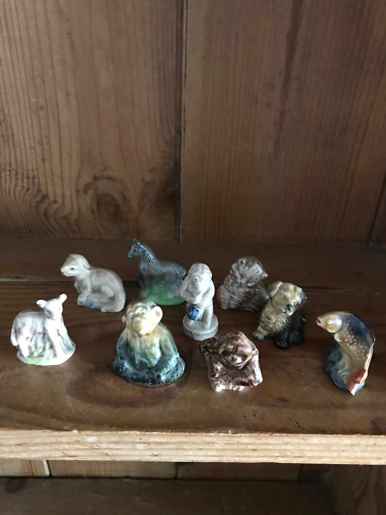 9 Wade Whimsies Collection Vintage Collectable Figurines Miniatures image 1