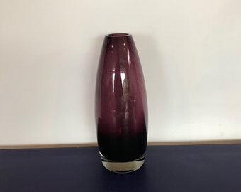 Large Tamara Aladin 1365 Vase Rhiihimaen Lasi Oy Riimaki Finland Amethyst Vintage