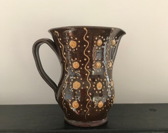 Grand pichet vintage peint à la main en poterie d&#39;atelier, vase à large bord vintage