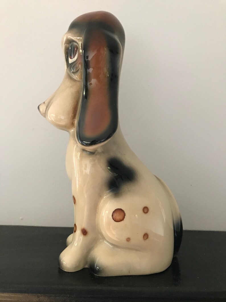 Ceramic Dog Figurine Basset Hound Kitch Jema Holland Dog Statue Collectable Vintage