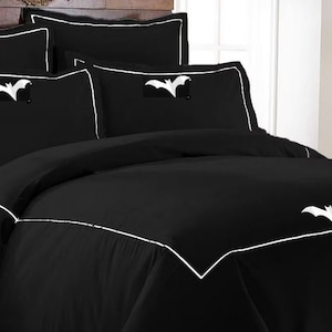 Gothic Decor Bat Hand embroidered 400 TC Cotton Sateen Hotel Stitch Balck Duvet Cover Set with White Single embroidery