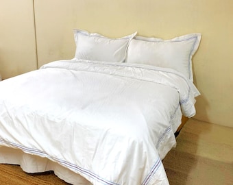 Juego de funda nórdica con bordado en tonos mixtos, satén de algodón blanco de 500 hilos, puntada de hotel, 3 bordes de forro, 1 funda nórdica y 2 fundas de almohada.