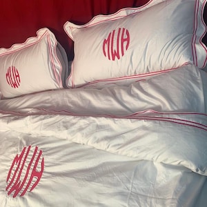 Monogram 500 TC White Cotton Sateen Hotel Stitch Duvet Cover Set in Wavy Embroidery and Border 1 Duvet Cover and 2 Pillow Sham Cover