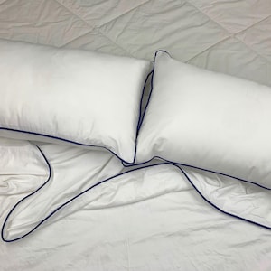 500 Thread Count White Cotton Sateen Hotel Stitch Piping Duvet Cover Set Includes 1 Duvet Cover and 2 Pillow Sham Cover