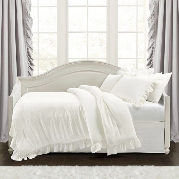 Daybed Set in Solid Pattern 8 Piece With Bed Skirt Matching Shams