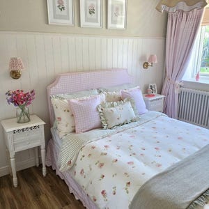 Ruitpatroon geschulpt bed + dubbele rand geborduurd bedrok - 8" tot 39" vallengte 1-DELIGE BEDROK 3-zijdig