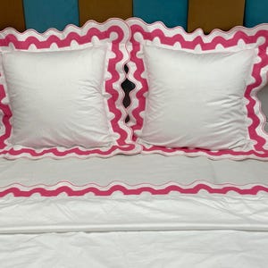 U-Shape Applique Scalloped Embroidery 400 Thread Count White Cotton Sateen Hotel Stitch Duvet Cover Set