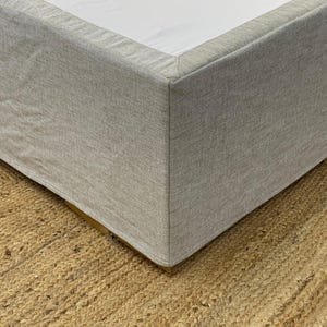 Finished Look Textured Bed Skirt Wrinkle-Free - 8&quot; to 39&quot; Drop Length 1 PIECE BED SKIRT 3 Sided